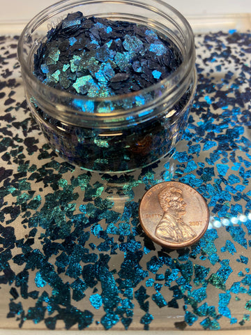 Turquoise-Blue Chromatic Flakes