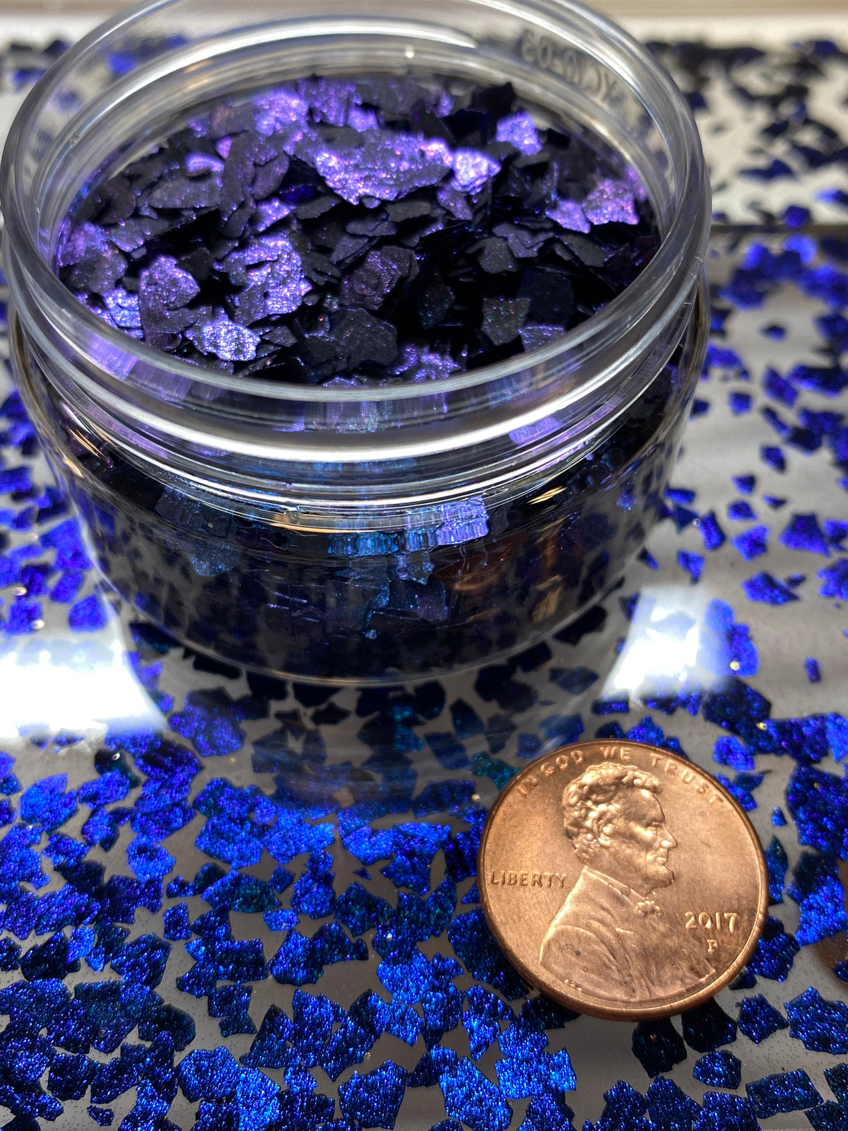 Sapphire-Violet Chromatic Flakes